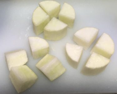 Image: Cut daikon into chunks