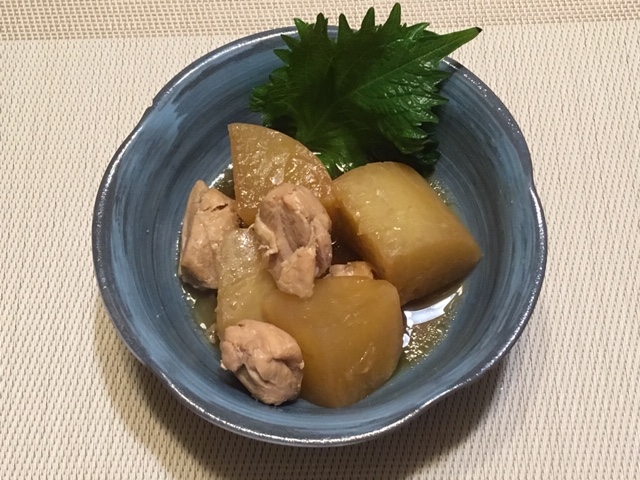 　Image: Simmered chicken and radish Dish
