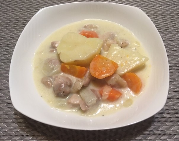image of cream stew table