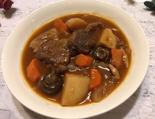 Beef stew dining table