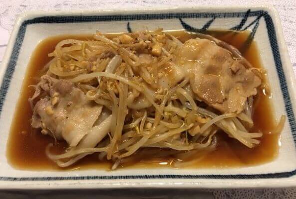Image: Stir-fried pork belly with bean sprouts, Table 2