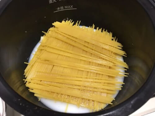 Image Inside the pan before cooking carbonara