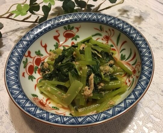 小松菜とツナの煮物食卓
