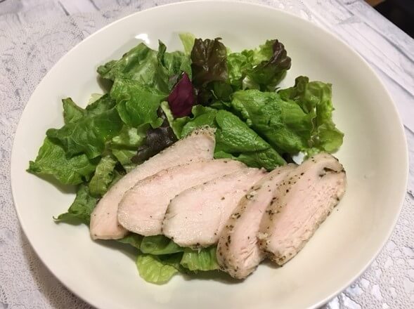Salad Chicken Table